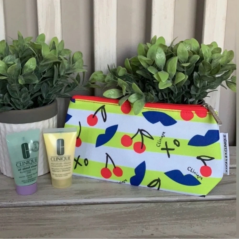 Clinique Lotion W/Cleanser & Bag 🍒🆕🍒